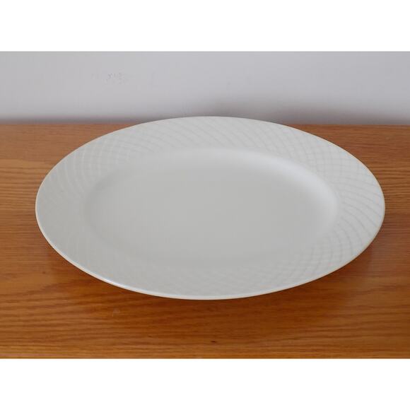 Wedgwood Regina Ironstone oval serving platter diamond pattern - Picture 2 of 7